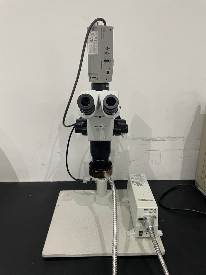 Olympus SZX12 Microscope with LG-PS2 Light Source (Eyepieces and bulb ...