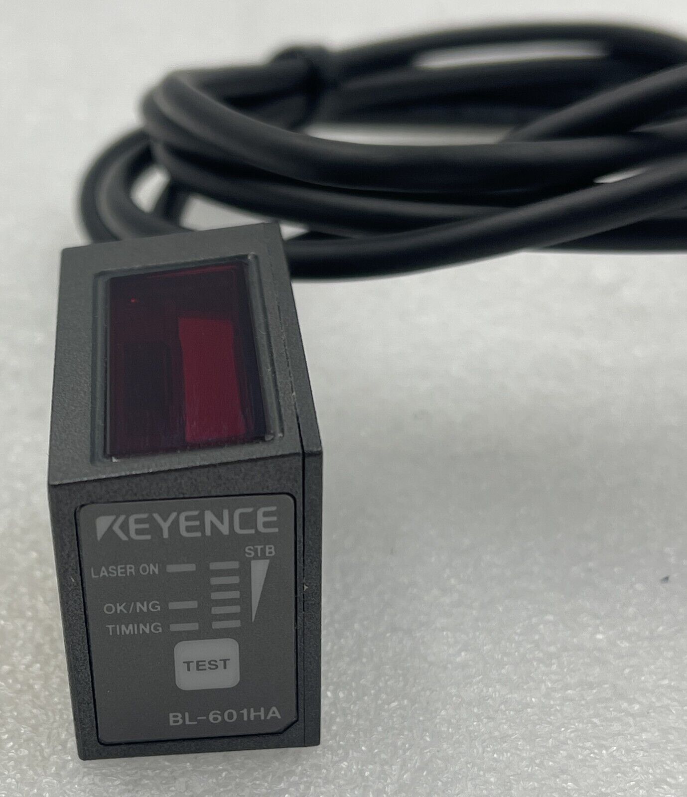thumbnail interactive-video image 1 of Keyence BL-601 Laser Barcode Reader – New In Box, Fast Shipping 1 of 5