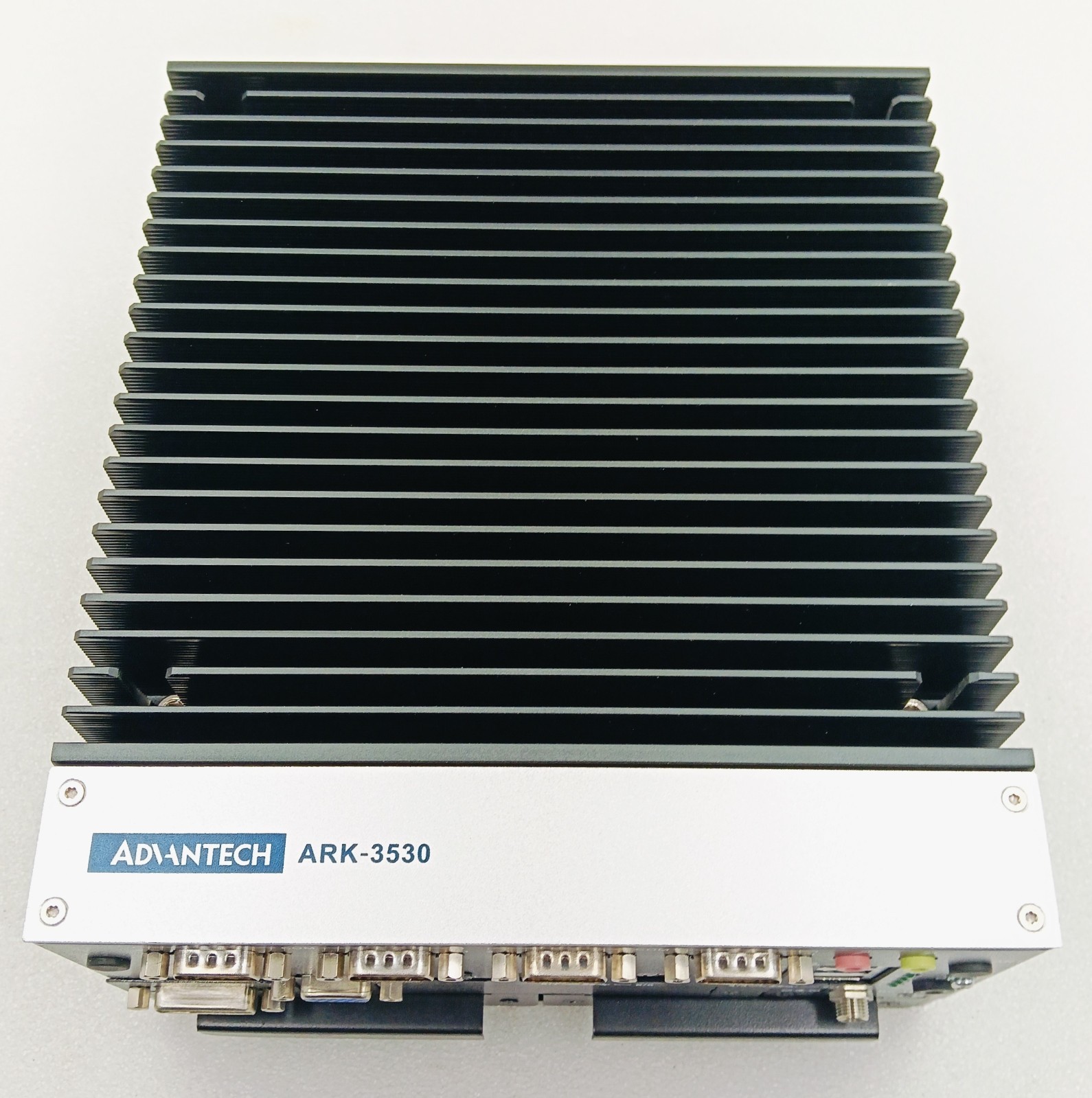 Advantech-ARK-3530L-Embedded-Computer-187898061659